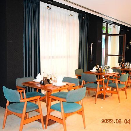 Carpe Diem Apartments-Hotel Shëngjin Esterno foto